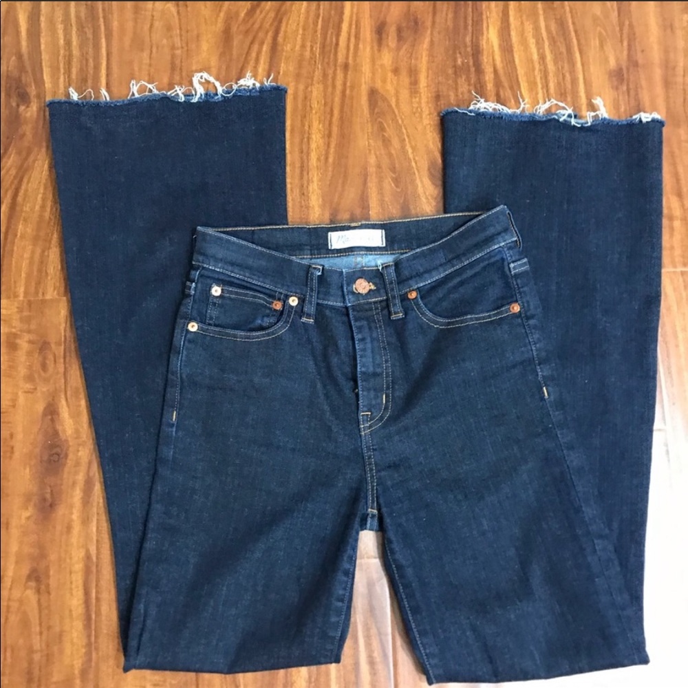 Madewell size 25 flea market flare jeans dark wash